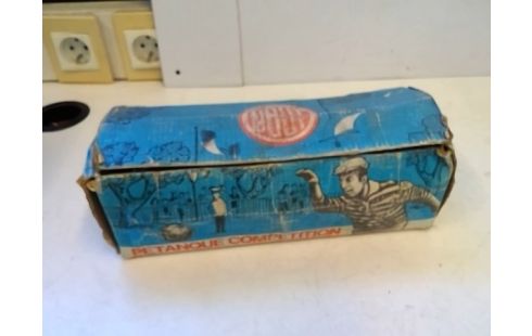 LOT DE 3 BOULES DE PETANQUE