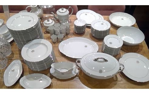 VAISSELLES DE LIMOGES 