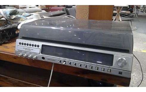 TOURNE DISQUE GRUNDIG 