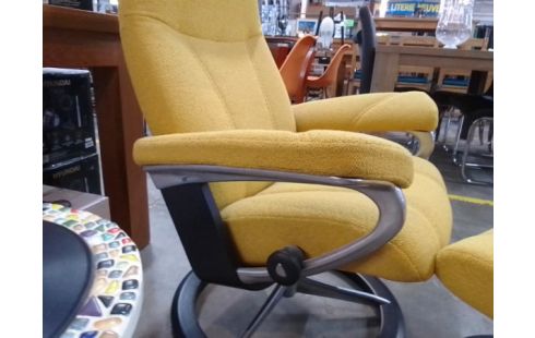 FAUTEUIL STRESSLESS EN TISSUS AVEC REPOSE PIED