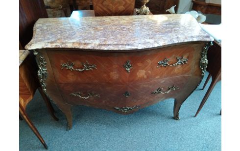 COMMODE STYLE LOUIS XV BOIS DE ROSE