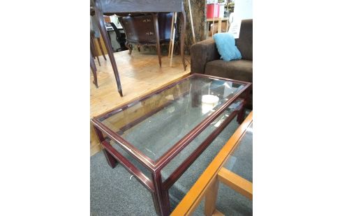 TABLE BASSE PIERRE VANDEL DANS L'ETAT