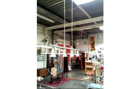 HÄNGELEUCHTE 4-LEUCHT. GESCHWUNG. GLASELEM.