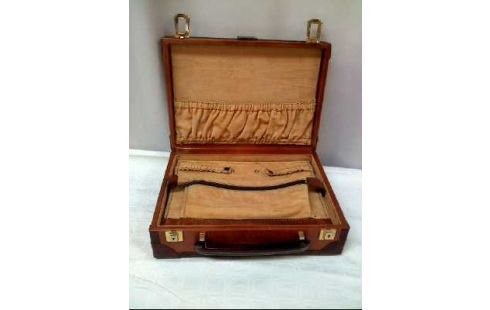 KOFFER <PIERONOSSI> BRAUN GOLD. SCHNALL.