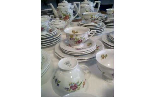 KAFFEESERVICE CLASSIC ROSE 59-TLG. >ROSENTH.>