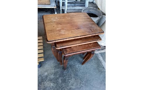 TABLE BASSE GIGOGNES