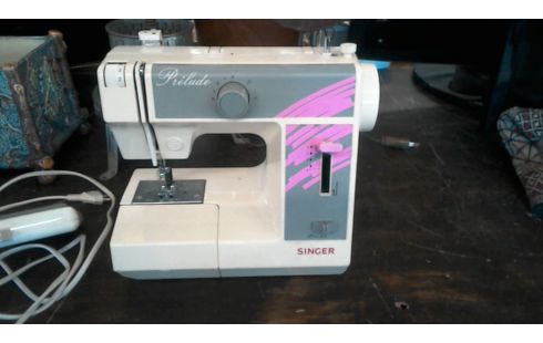 NÄHMASCHINE SINGER