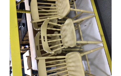 4 CHAISES PEINT BEIGE