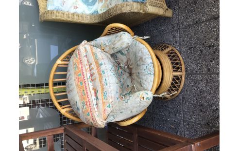FAUTEUIL ROTIN ŒUF COUSSINS EN ETAT