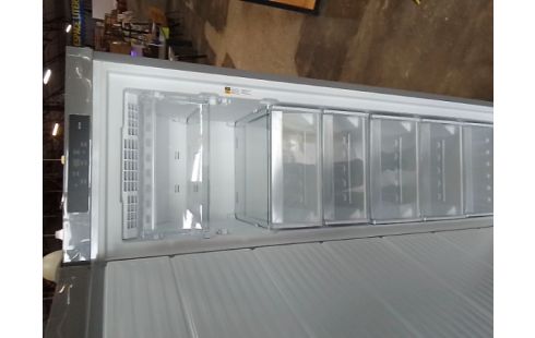 CONGELATEUR ARMOIRE 1 PORTE CHROME ARISTON