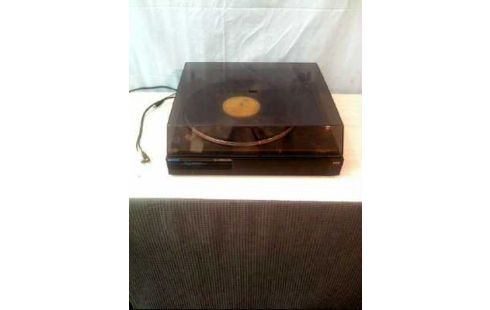 PLATTENSPIELER Z.Ü. ITT HIFI9610 <HYPERION>