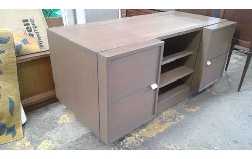 MUEBLE TELE 2 PUERTAS
