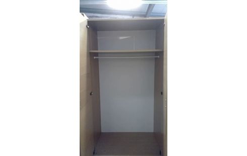 GARDE ROBES 3 PORTES ANNEE 90/2000