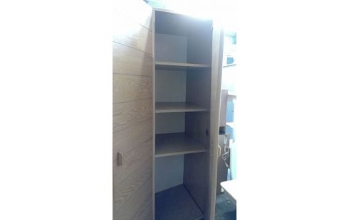 GARDE ROBES 3 PORTES ANNEE 90/2000