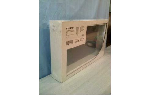 SAMMELVITRINE WEISS <KASSEBY>