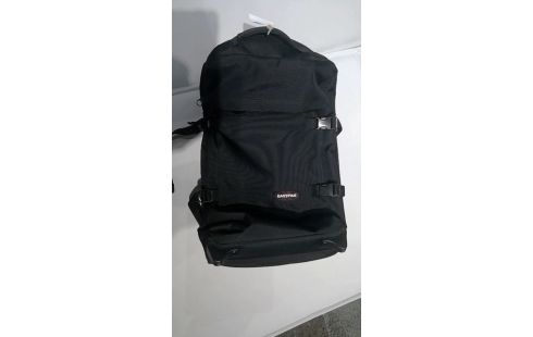 VALISE SOUPLE EASTPAK NOIR PM