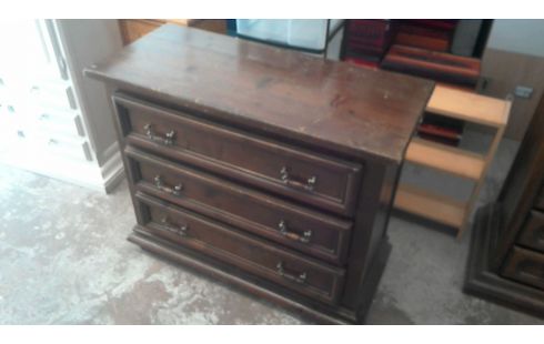 CÓMODA 3 CAJONES ESTADO ACTUAL