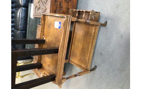 DESSERTE A ROULETTES CHENE