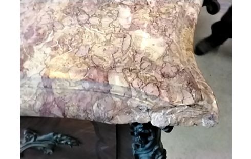 COMMODE 2 TIROIRS MARBRE ACCIDENTÉ