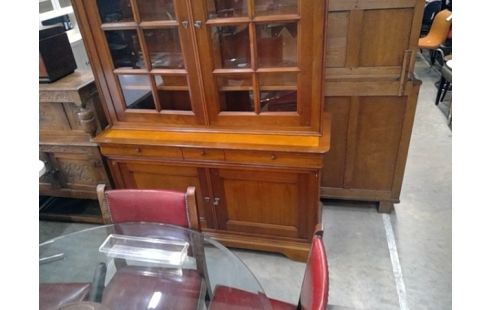 VITRINEKAST HOUT 4D ,2STUKKEN