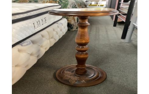 PORTE PLANTE FEUILLE VIGNE