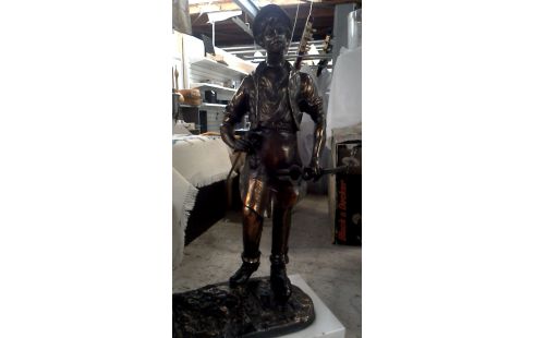 ESTATUA MÁRMOL