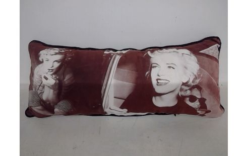 KUSSEN MARILYN MONROE COLLECTORS ITEM