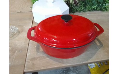 COCOTTE EN FONTE ROUGE