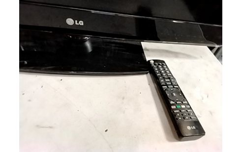 ECRAN LCD LG 80 CM TÉLÉCOMMANDE