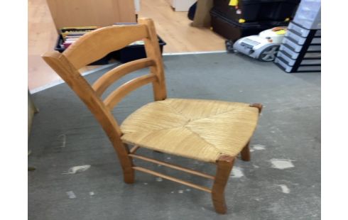 CHAISE PAILLE LOT DE 4