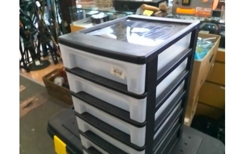 CAISSON 6T NOIR PLASTIQUE