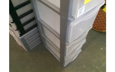 CAISSON PLASTIQUE 4T