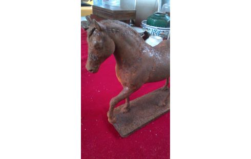 STATUE, , CHEVAL FONTE