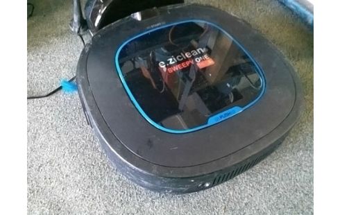 ASPIRATEUR ROBOT E;ZICLEAN SWEET ONE PETS (AVEC BOITE ET TELECOMMANDE)