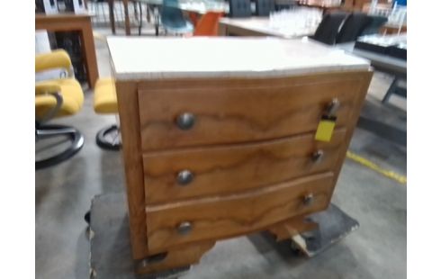 COMMODE 3 TIROIRS PIEDS MOUSTACHES DESSUS MARBRE