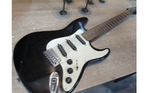 GUITARE ÉLECTRIQUE VISION A TESTER