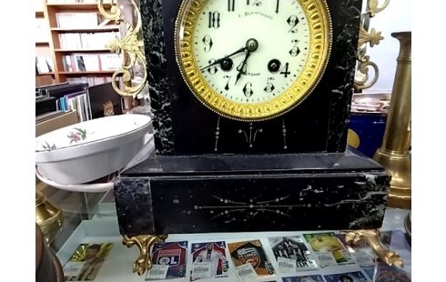 PENDULE A poser ancienne sans CLÉ