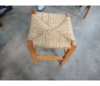 TABOURET EN BOIS