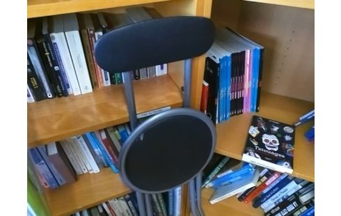 TABOURET PLIANT NOIR