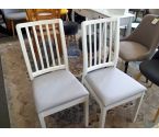 LOT DE 4 CHAISES BLANCHES EN BOIS