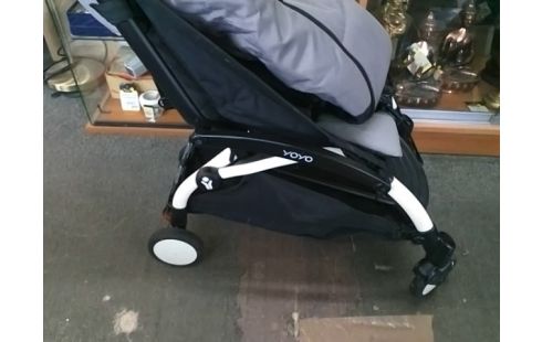 POUSSETTE YO-YO AVEC KIT NAISSANCE