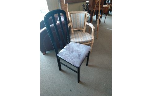 6 CHAISES NOIRES TISSU