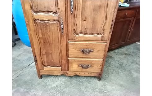 ARMOIRETTE BOIS MASSIF 2P 2T CLES 1 SERRURE HS