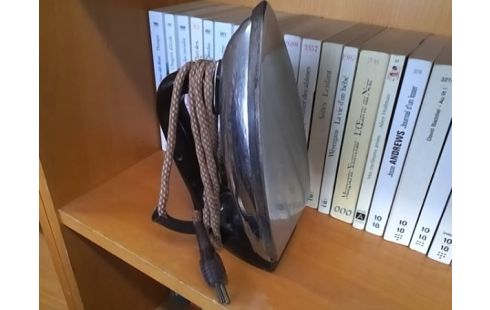 FER A REPASSER ANCIEN