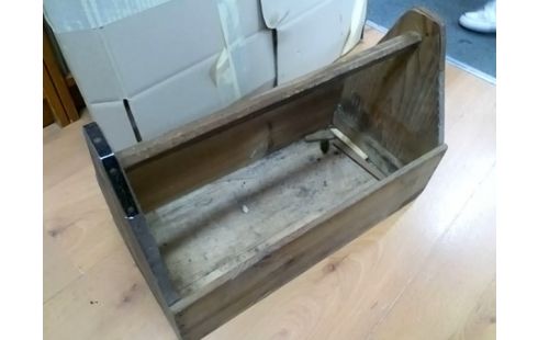 CAISSE OUTIL EN BOIS