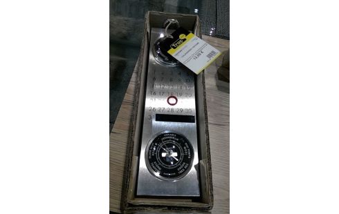 KALENDER IM VINTAGE-STIL