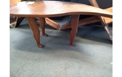 TABLE BASSE Africain pieds forme pied