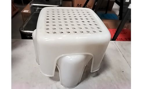 REPOSE PIED PLASTIQUE