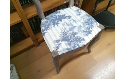 CHAISE TISSU MOTIF ANGE