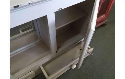 MEUBLE 2P 2T ET MIROIR